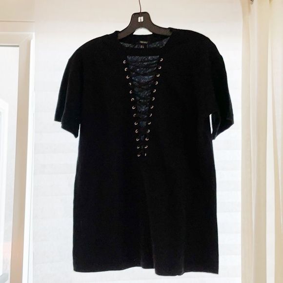 F21 Oversized Black T-Shirt w/Lace-up - Picture 1 of 5